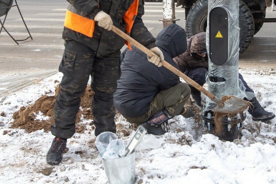 За сбитый автомобилем фонарный столб заплатит благовещенка 