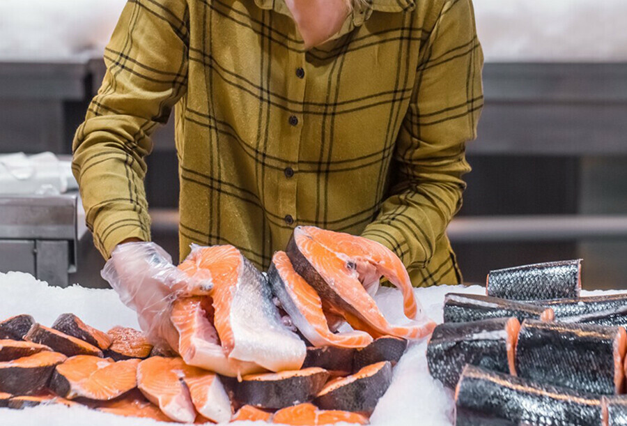 В Приамурье завезли 4 тонны рыбы неизвестного происхождения Изготовленную продукцию уничтожили
