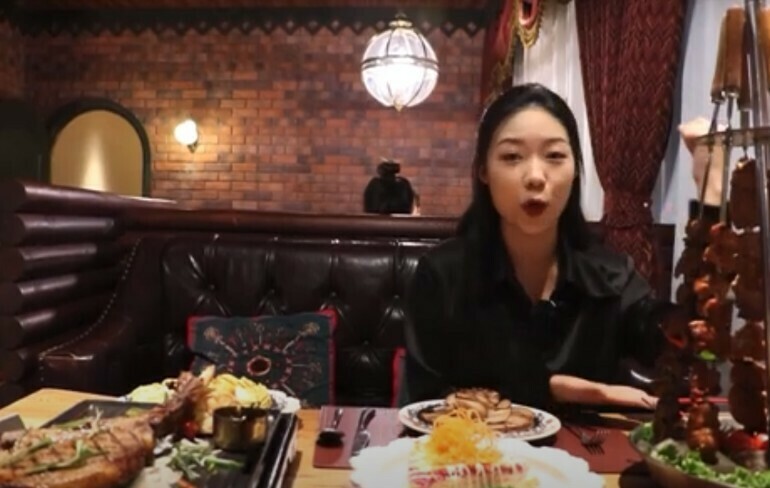 Рестораны Хэйхэ заманивают южнокитайских туристов борщом и селедкой под шубой