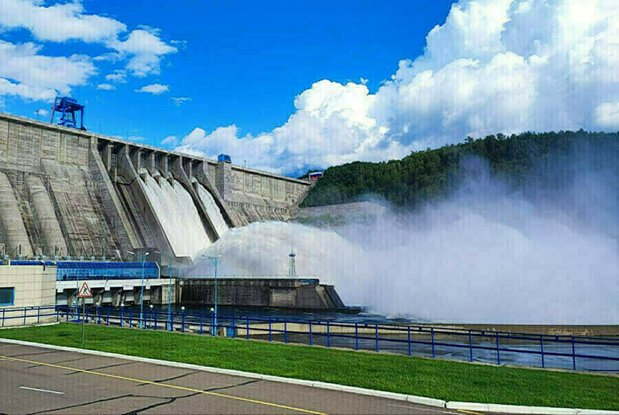 Проектирование двух ГЭС в Амурской области началось заявил представитель Русгидро 