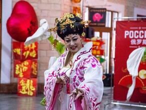 В торговом центре Благовещенска встретили китайский Новый год фото 