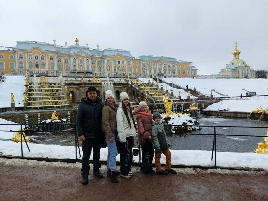 Активно путешествующая семья из Октябрьского района выполняет задания всероссийского конкурса и мечтает выиграть новые путевки