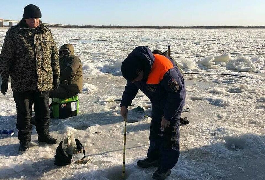 Осторожно на льду В Благовещенске прошел рейд по опасным местам