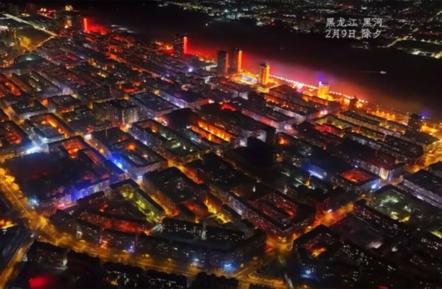 Опубликованы видео роскошных фейерверков которые запустили в Китае в честь Нового года