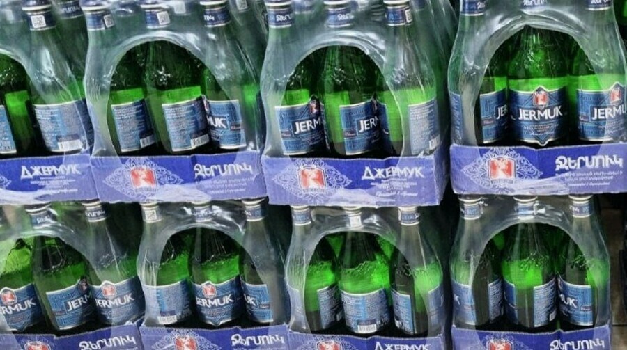 Мужчина умер от ожога пищевода после глотка из бутылки минералки Джермук