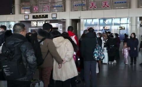 На пограничном переходе Хэйхэ  Благовещенск случился ажиотаж видео