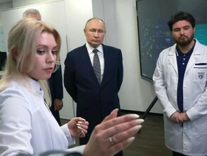 После поездки на Дальний Восток Путин предложил медикам из частных клиник досрочно выходить на пенсию