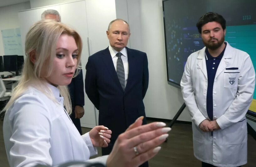 После поездки на Дальний Восток Путин предложил медикам из частных клиник досрочно выходить на пенсию