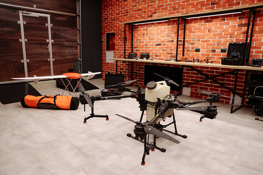 В ДальГАУ создают центр искусственного интеллекта для АПК и учат использовать дроны в военных целях фото