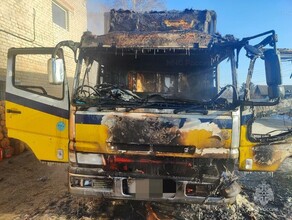 В Амурской области водитель отогревал замёрзший грузовик тепловой пушкой и поджег его