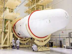 Скоро запуск на космодроме Восточный готовятся к стыковке головной части ракеты с 3й ступенью фото 