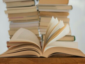 ЭксмоАСТ книги писателейклассиков не будут запрещать изза ЛГБТ