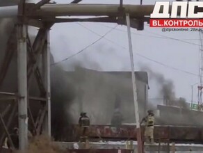 Возле крупного ТЦ Благовещенска произошел пожар