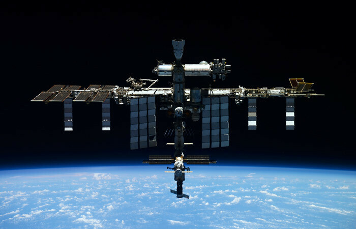 Роскосмос обнаружил утечку воздуха на борту МКС