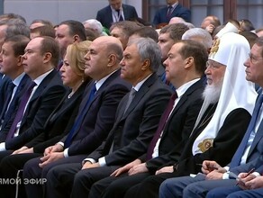 Владимир Путин запустил национальные проекты Молодежь России и Кадры Выплаты педагогам вырастут