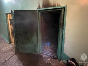 Вынесли человека и делали сердечнолегочную реанимацию в многоквартирном доме Тынды произошел пожар фото 