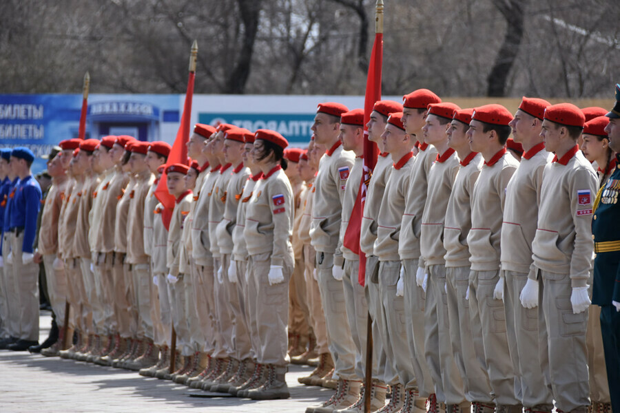 В Приамурье школьники готовятся к участию в военном параде в День Победы