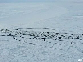 Подводные землетрясения разрушили морской лёд во Владивостоке
