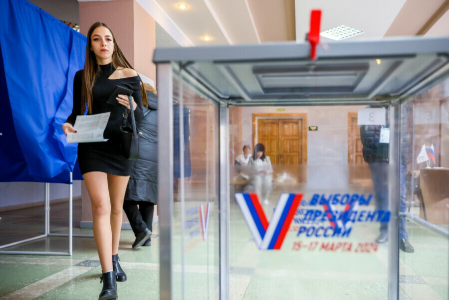 На Камчатке и Чукотке с рекордной явкой завершилось голосование на выборах президента РФ