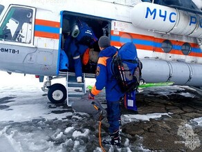 На Камчатке лавина накрыла группу туристов двух человек не могут найти 