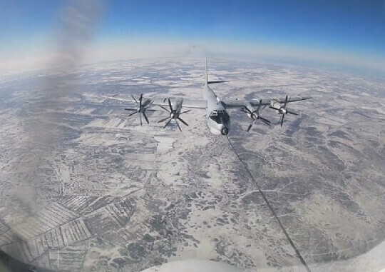Над Амурской областью пролетели стратегические ракетоносцы Ту95мс