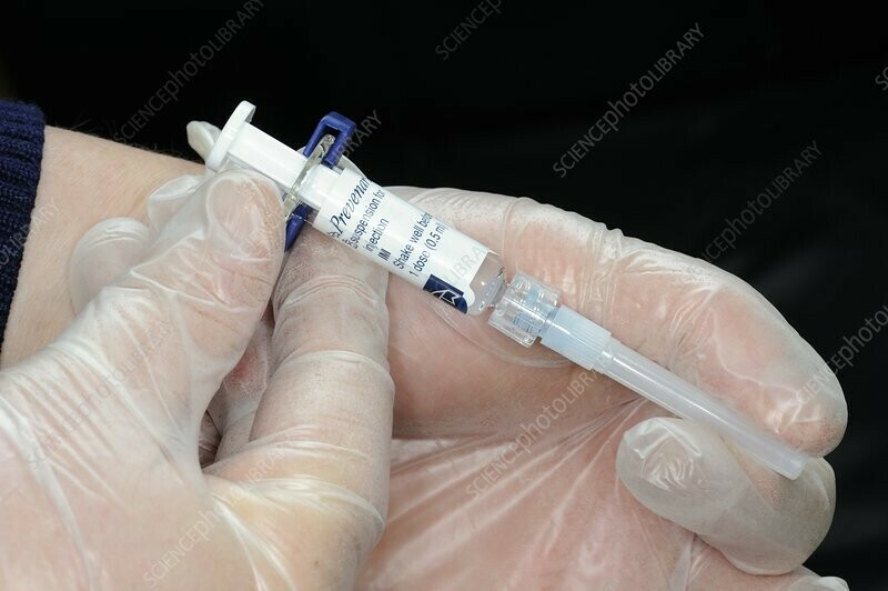 Во все медицинские организации Амурской области поступила вакцина против пневмококковой инфекции