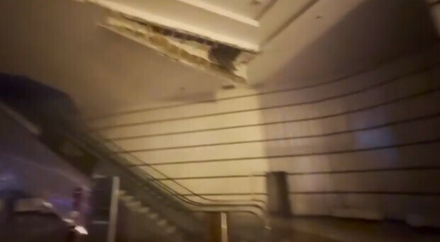 Рухнула крыша зрительного зала в Крокус Сити Холле видео 
