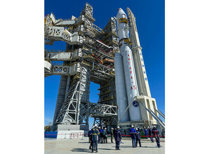 Первая летная ракета АнгараА5 доставлена на стартовую площадку амурского космодрома Восточный фото
