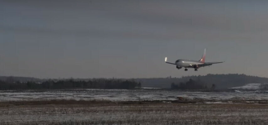 Boeing 737 который летел в Благовещенск пошел на аварийную посадку в Чите