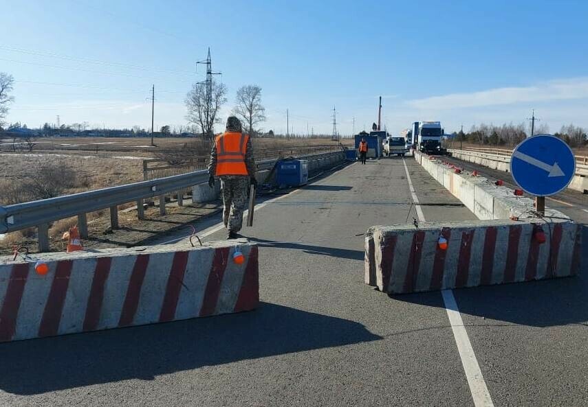 В Приамурье ограничили движение моста в районе села Новоалександровка Идет ремонт