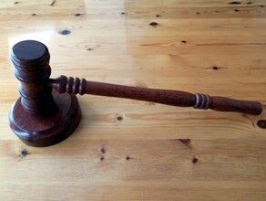 Суд в Приамурье вынес приговор чиновнице которая заработала на уличных светильниках 