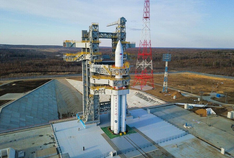 Глава Роскосмоса объяснил почему отменили пуск тяжелой ракетыносителя АнгараА5  
