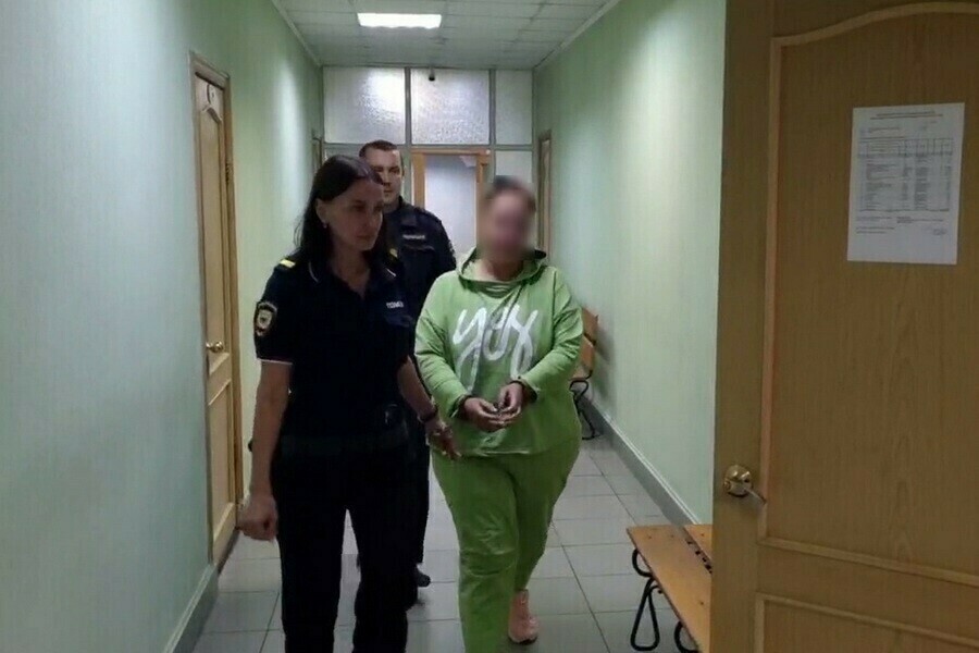 В Амурской области врач психиатрнарколог предстанет перед судом за подлог и взятки