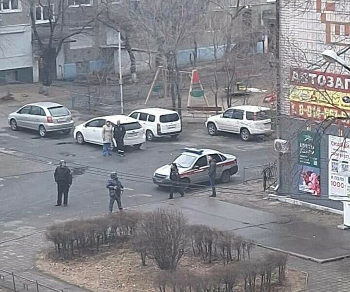 В Белогорске погиб мужчина изза которого перекрывали центр города фото