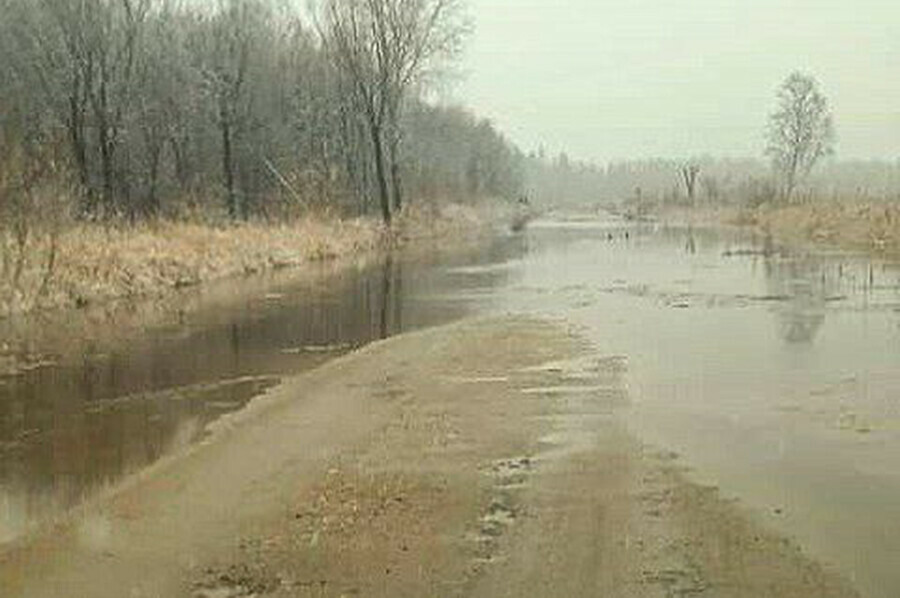 Подтоплена дорога в Зейском округе Амурской области Ее могут и закрыть