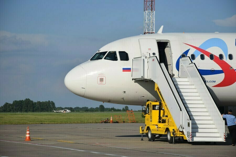 Хабаровчане возмутились что авиабилеты в Екатеринбург для них стали стоить как для благовещенцев