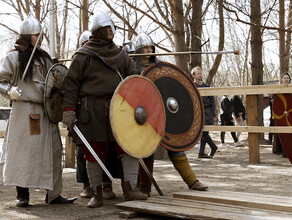 Средневековые рыцари Дальнего Востока встретятся на Амурском Албазино в Благовещенске фото