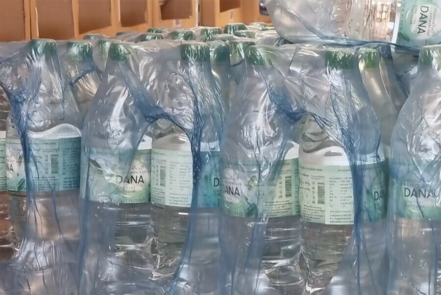 В Амурской области арестовали питьевую воду из Приморья