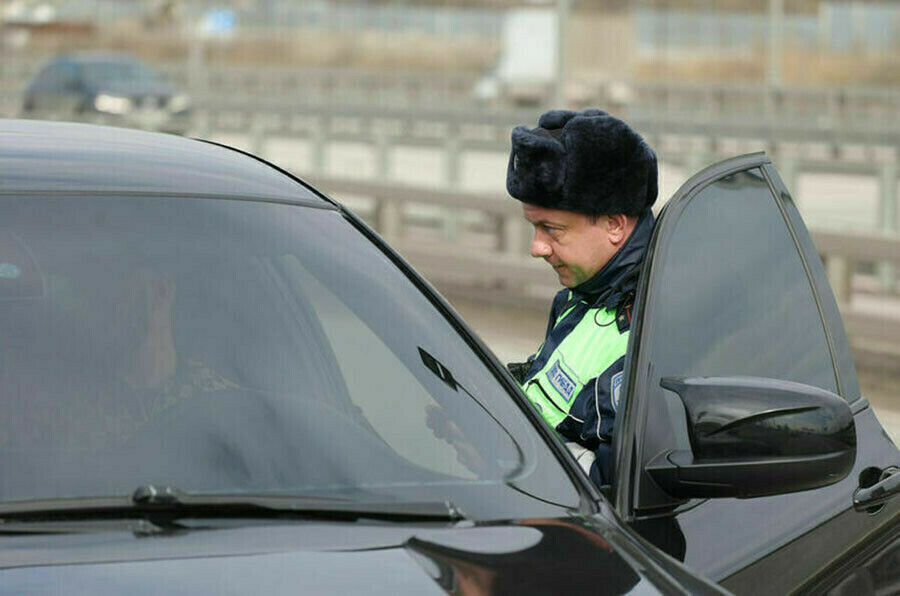 Депутаты Госдумы вносят новый законопроект который перепишет правила тонировки автомобильных стекол