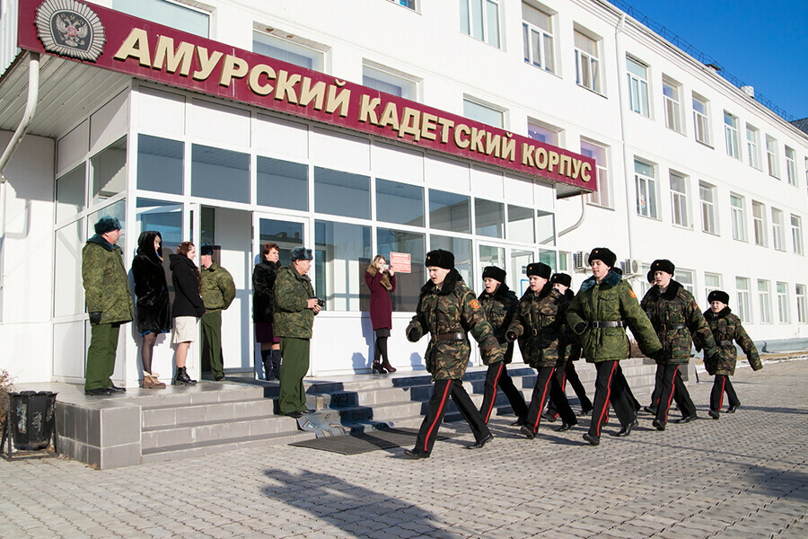 Две школы Амурской области вошли в сотню лучших по России