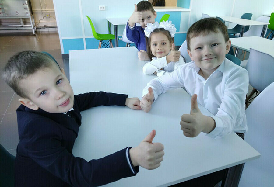 Более чем 4 000 амурским классным руководителям подняли зарплату