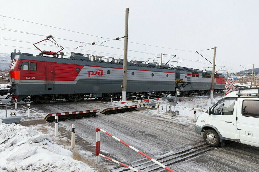 Полностью перекроют железнодорожный переезд в Благовещенске