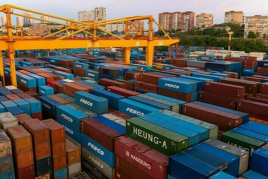 Бизнес пожаловался что контейнеры со скоропортом не получают приоритета при отправке на Дальний Восток