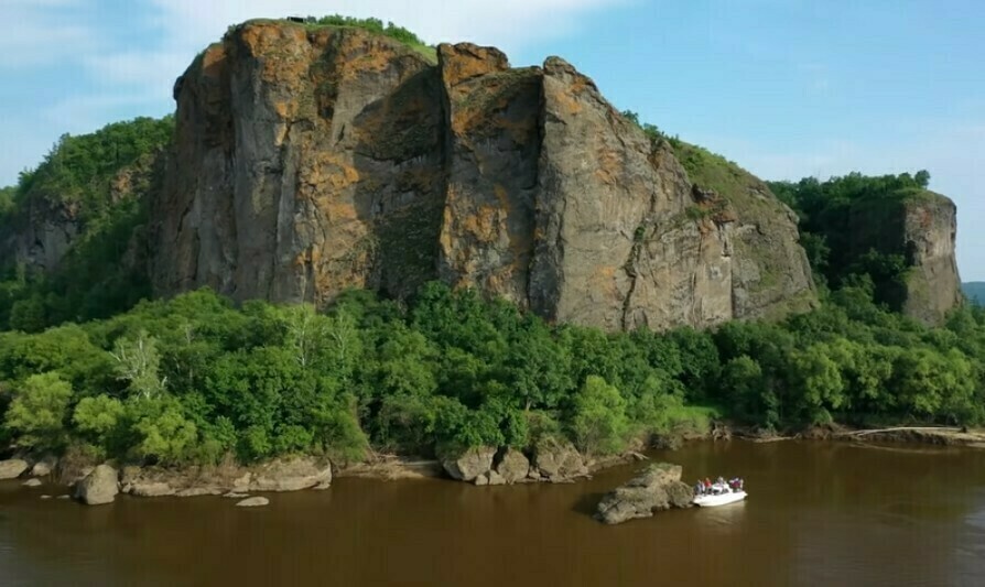 Амур вошел в топ10 самых живописных рек России