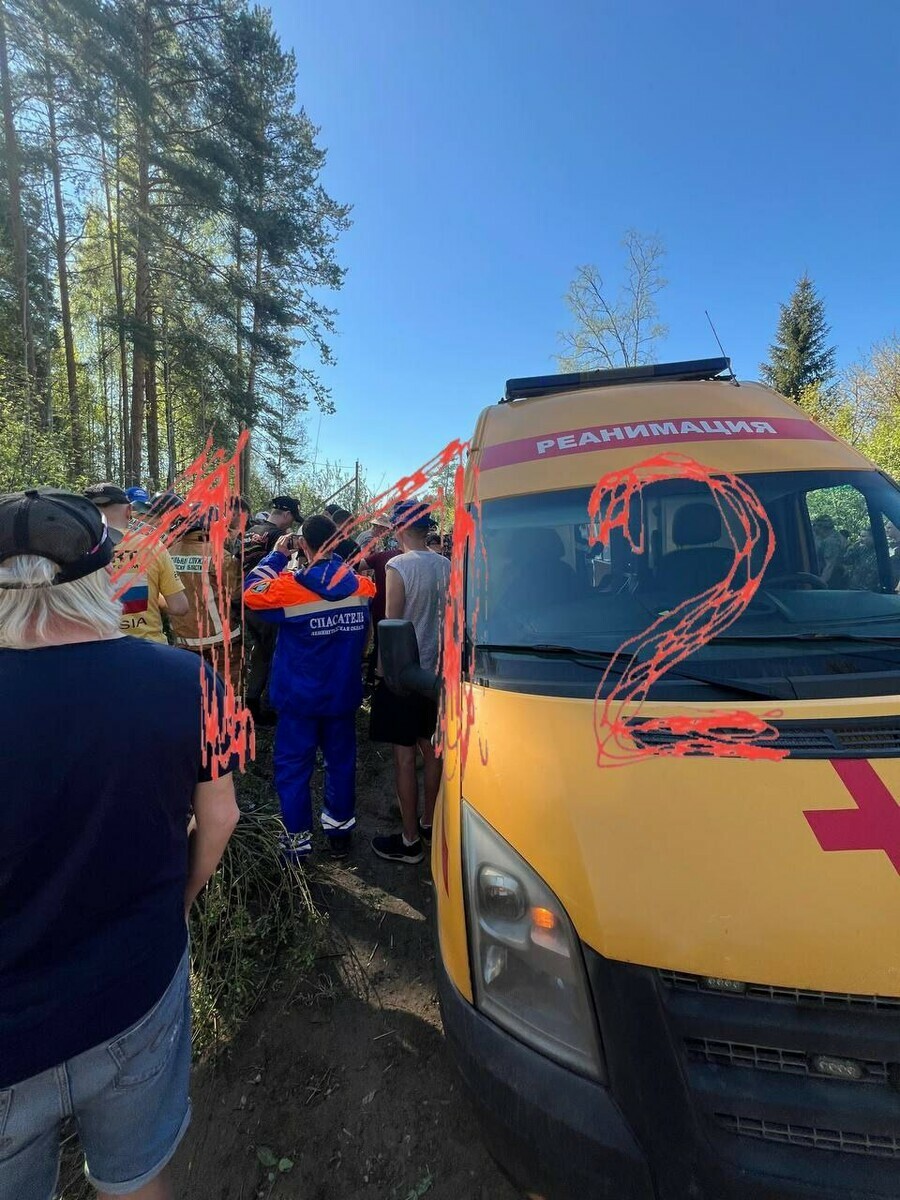 Гоночное авто влетело в толпу на соревнованиях под СанктПетербургом