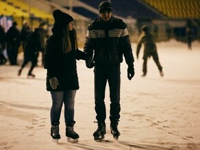 В выходные в Благовещенске начнет работу самый крупный каток в области График работы и стоимость