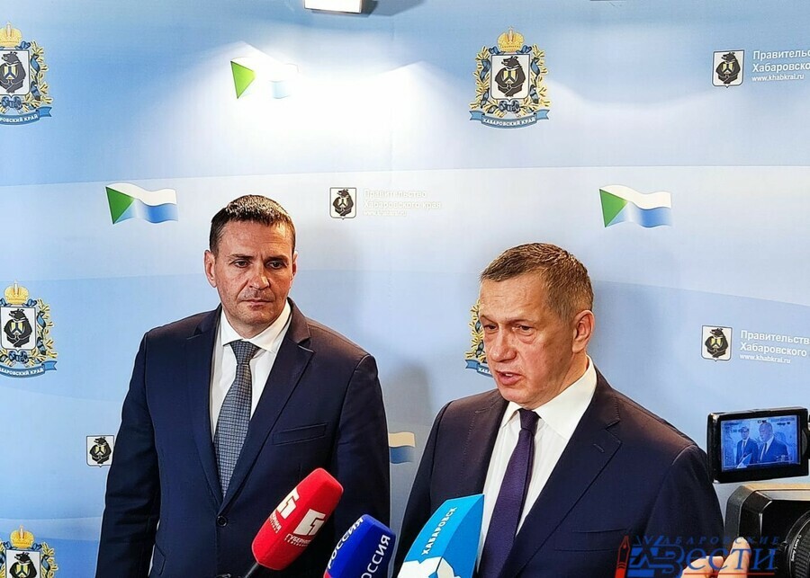 Юрий Трутнев представил врио губернатора Дмитрия Демешина в правительстве Хабаровского края