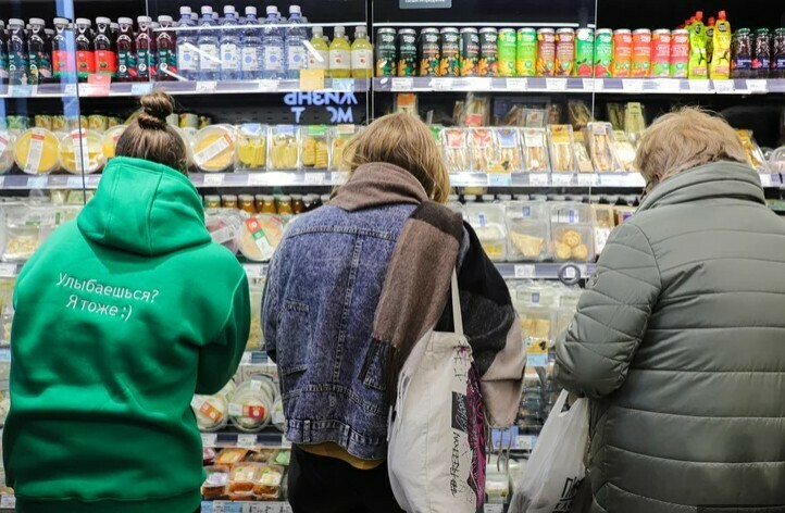 Покупатели массово облизывают яйца в магазинах чтобы получить миллион