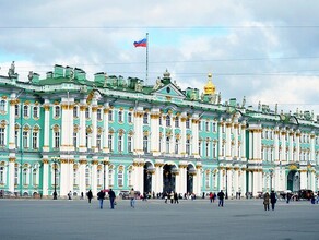 Извините не в этом году в Петербурге власти ввели новые запреты чтобы туристы не приезжали на Новый год