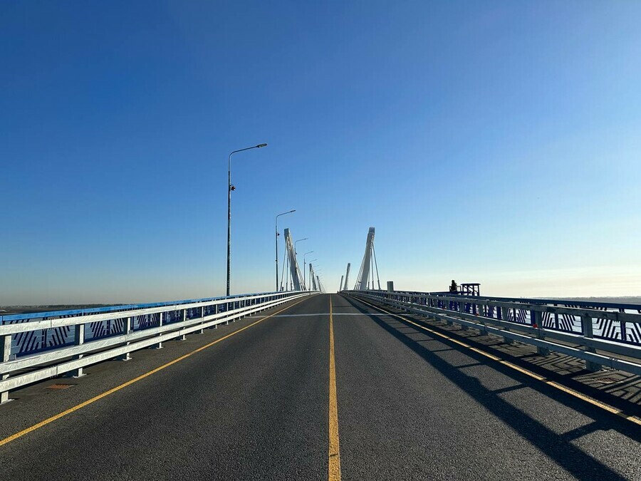 В Благовещенске закрывают новый мост через Зею